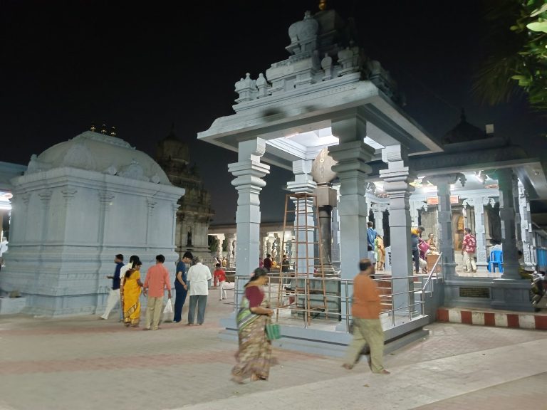 Guide to Arupadai Veedu Murugan Temple Chennai